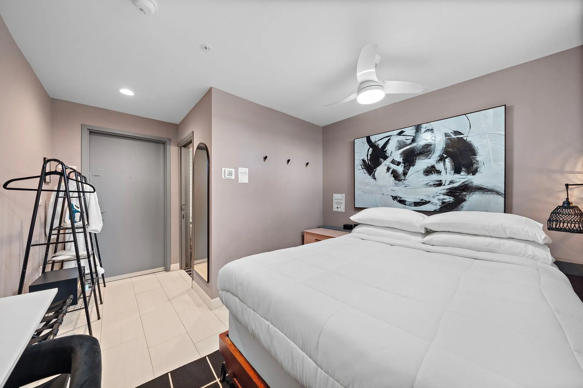 Black & White Art Room